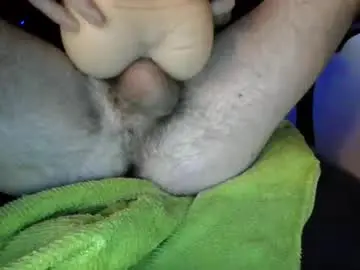 Chaturbate Live Sex Cam of orvillewhitencocker