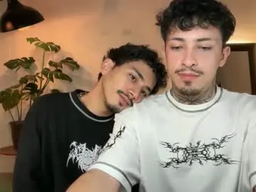 Chaturbate Live Porn of noah_and_steven