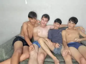 Chaturbate Live Sex Cam of pelusos_mens