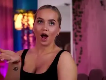 Chaturbate Free Live Porn of elyssawetxx