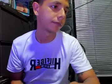 Chaturbate Free Porn Cam of g_lincoln