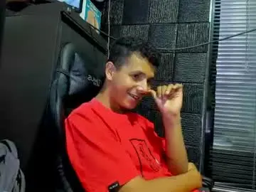 Chaturbate Free Live Porn of g_lincoln