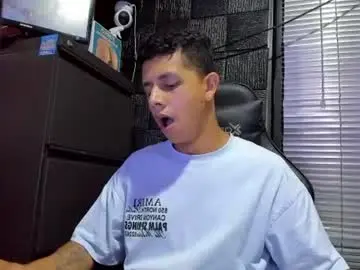 Chaturbate Best live sex cam show of g_lincoln