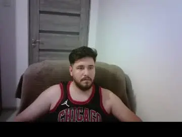 Chaturbate Live Porn of gianiboy99