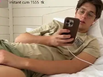 Chaturbate Adult Video Chat of yourhotchristian