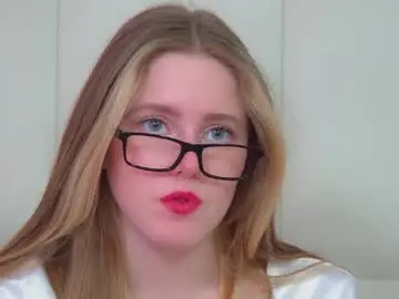 Chaturbate Sex Cam of lexireadway