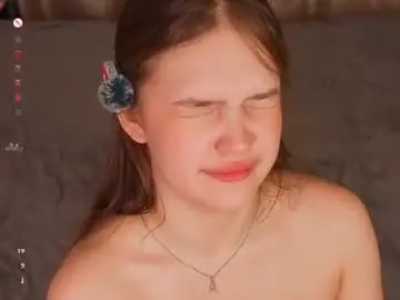 Chaturbate Live Porn of playfulmelly
