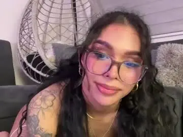 Chaturbate Free Live Porn of samanthabernardo_