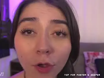 Chaturbate Live Sex of bellapazzia13