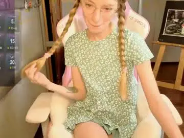 Chaturbate Watch Live Sex Cams of miamooonn