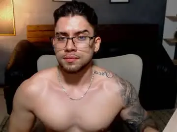 Chaturbate Sex Cam of mike_montoya