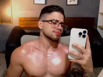 Chaturbate Best live sex cam show of mike_montoya
