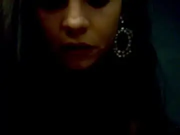 Chaturbate Live Sex Cam of missalicereign
