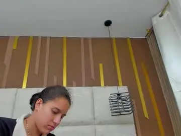 Chaturbate Free Live Porn of miacours