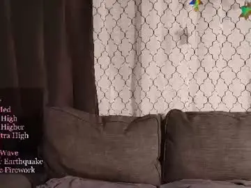 Chaturbate Live Sex Cam of novaharper