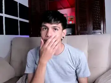 Chaturbate Best live sex cam show of austin_falcon