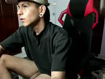 Chaturbate Private Sex Chat of austin_falcon