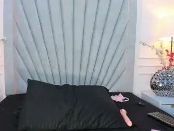 Chaturbate Live Sex of evaa_martinez