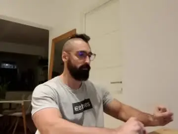 Chaturbate Live Porn of lupal2