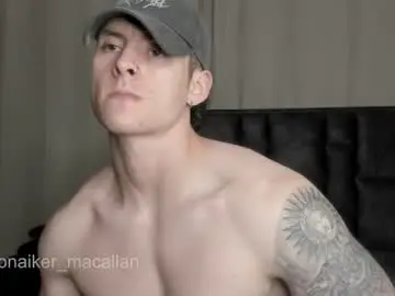 Chaturbate Live Porn of jhonny_macallan
