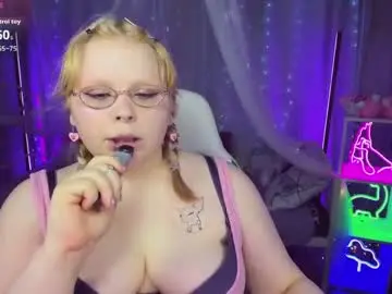 Chaturbate Watch Live Sex Cams of lottieparker
