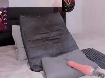 Chaturbate Live Sex Cam of luna_lobooo