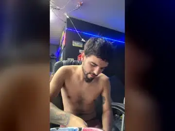 Chaturbate Live Sex Cam of intodeep561