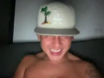 Chaturbate Adult Webcams of bob_pettersonn