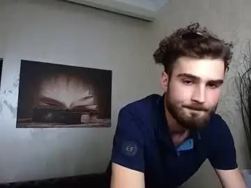 Chaturbate Live Sex Cam of kyloeast