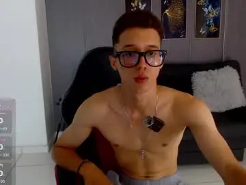Chaturbate Free Porn Cam of skinny_bigcock20