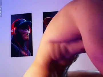 Chaturbate Watch Live Sex Cams of axel_stein03