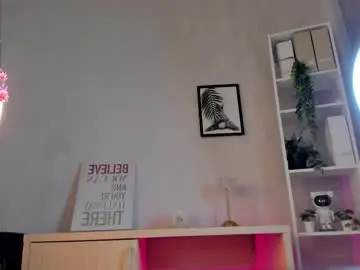 Chaturbate Live Sex of lessi_grace