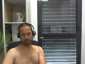 Chaturbate Watch Live Sex Cams of moi9876543210