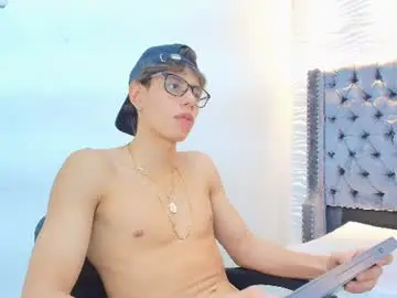 Chaturbate Sex Chat of lenny_knox2