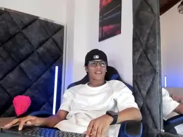Chaturbate Free Porn Cam of liamkron