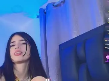 Chaturbate Watch Live Sex Cams of sararoy_