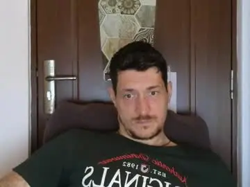 Chaturbate Sex Cam of tattooedhunk_