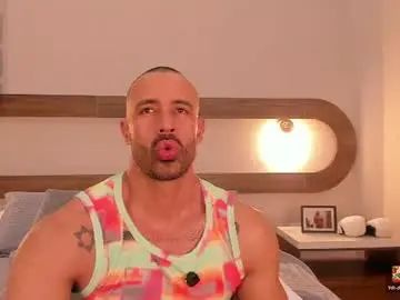 Chaturbate Best live sex cam show of mateo_ospinaa