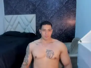 Chaturbate Nude Webcam of andrew_jhones