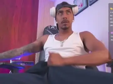 Chaturbate Live Sex Cam of latin_blackmen
