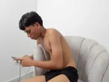 Chaturbate Live Sex of stiven_cum2