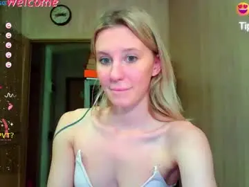 Chaturbate Live Sex Cam of caramel_pie_