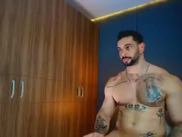 Chaturbate Live Sex Cam of massimo_visconti