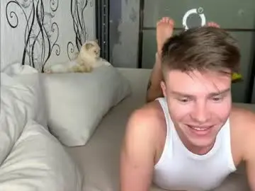 Chaturbate Live Porn of holy_eggs_00