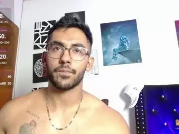 Chaturbate Adult Video Chat of romanpearce_