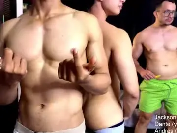 Chaturbate Free Live Porn of teddybear_07