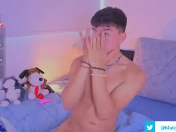 Chaturbate Free Porn Cam of maiky_cooper01