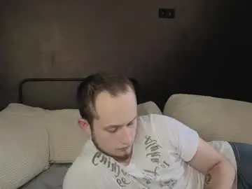 Chaturbate Free Porn Cam of pearl_couple