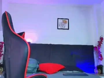 Chaturbate Nude Webcam of lucas_lovee