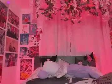 Chaturbate Free Live Porn of misscurvytop